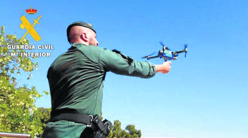 compra guardia civil drones